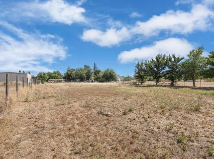 3308 E Forest Lake Rd, Acampo, CA 95220 Photo