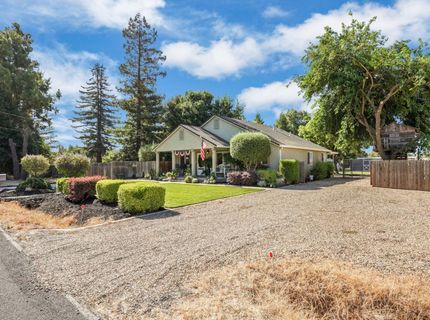 3308 E Forest Lake Rd, Acampo, CA 95220 Photo