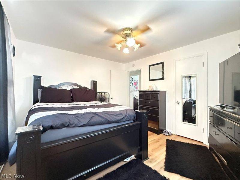 430 Moherman Avenue, Youngstown, OH 44509 Photo 10