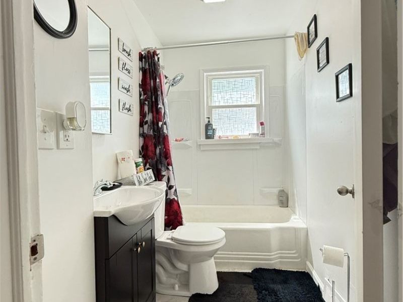 430 Moherman Avenue, Youngstown, OH 44509 Photo 8