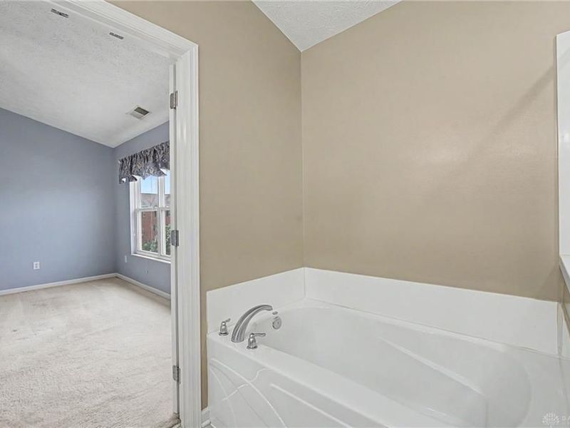 9472 Tahoe Drive, Washington Township, OH 45458 Photo 31