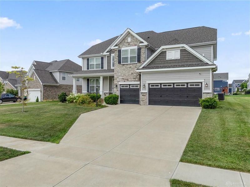 3581 Cypress Pointe Drive, Bellbrook, OH 45305 Photo 3