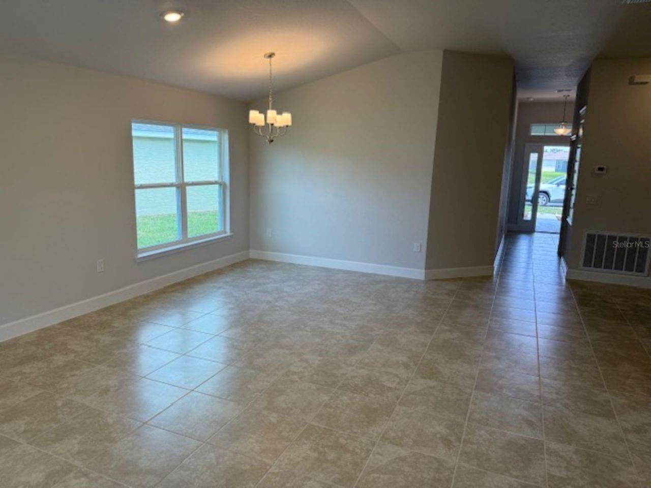 2206 NW 23rd Loop, Ocala, FL 34475 Photo