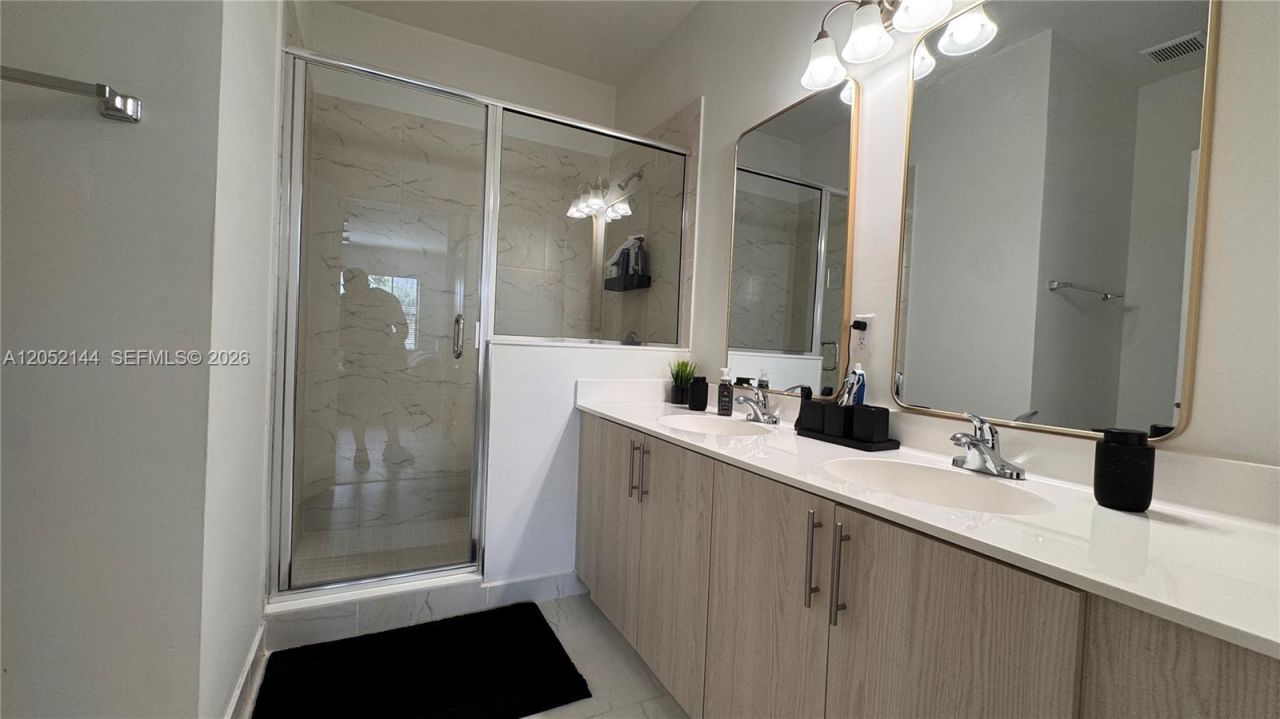 15540 SW 136th St , Unit 105, Miami, FL 33196 Photo