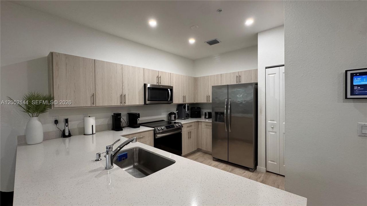 15540 SW 136th St , Unit 105, Miami, FL 33196 Photo