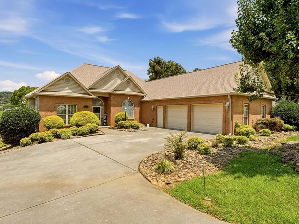 5008 Horseshoe Trail, Morristown, TN 37814