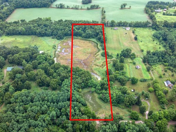 6710 Moreland Road, Jonesville, MI 49250