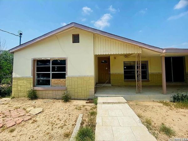 1473 Williams St., Eagle Pass, TX 78852