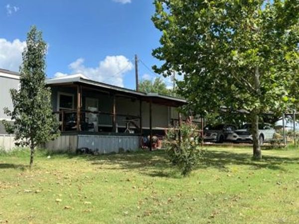 121 Peach, Graford, TX 76449