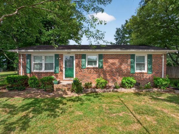 1201 Earl Ave , Smithville, TN 37166
