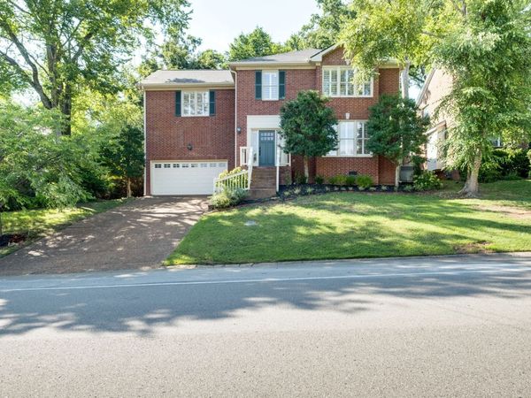 6921 Collinswood Dr , Nashville, TN 37221