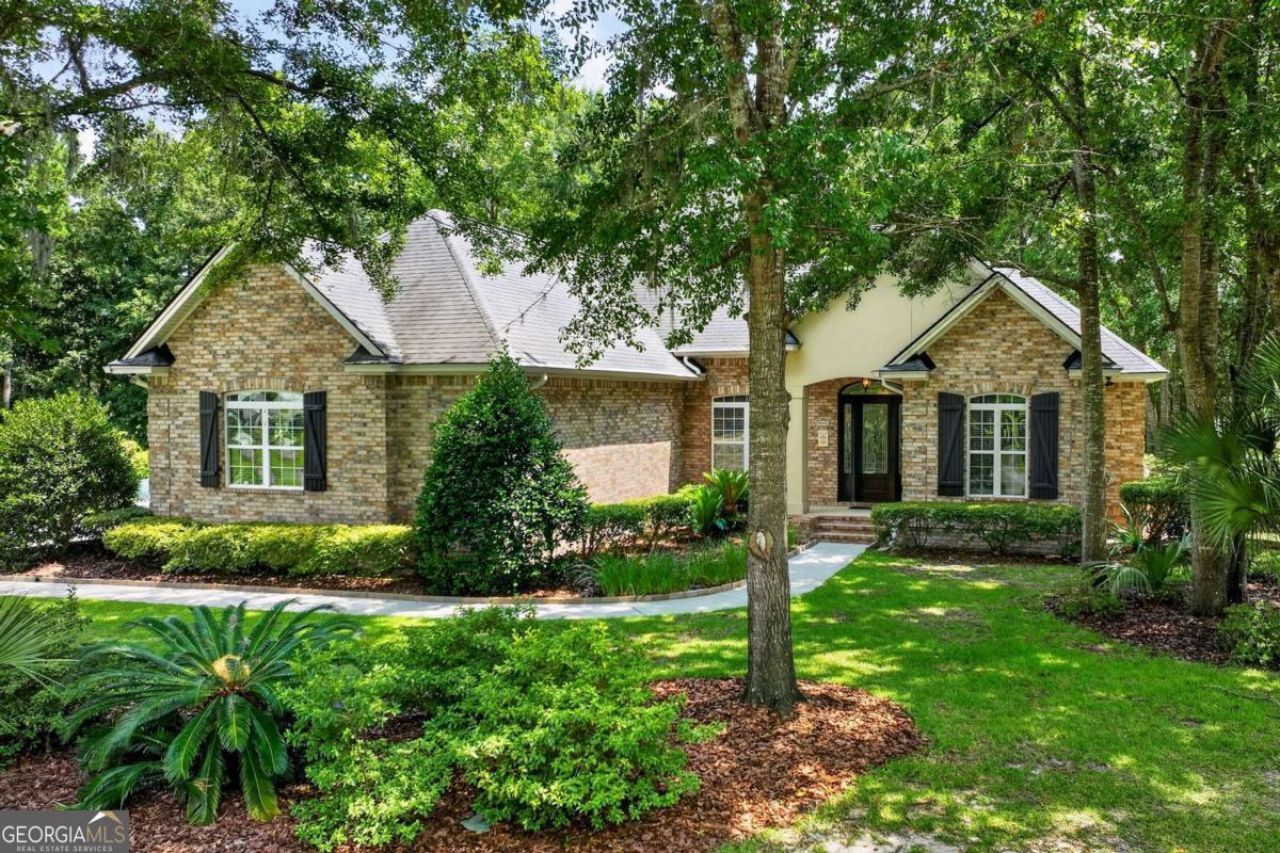 639 Chastain Circle, Richmond Hill, GA 31324 Main Photo