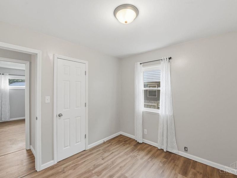 311 Knightsbridge Drive, Hamilton, OH 45011 Photo 3