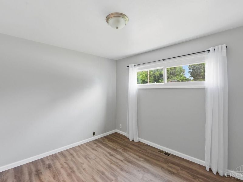 311 Knightsbridge Drive, Hamilton, OH 45011 Photo 9