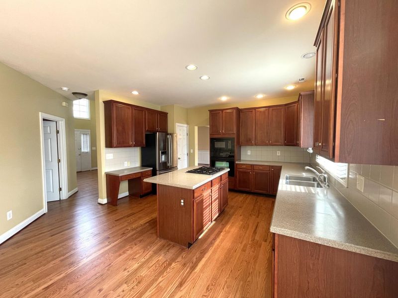 4823 Vista Ridge Drive , Dublin, OH 43017 Photo 9