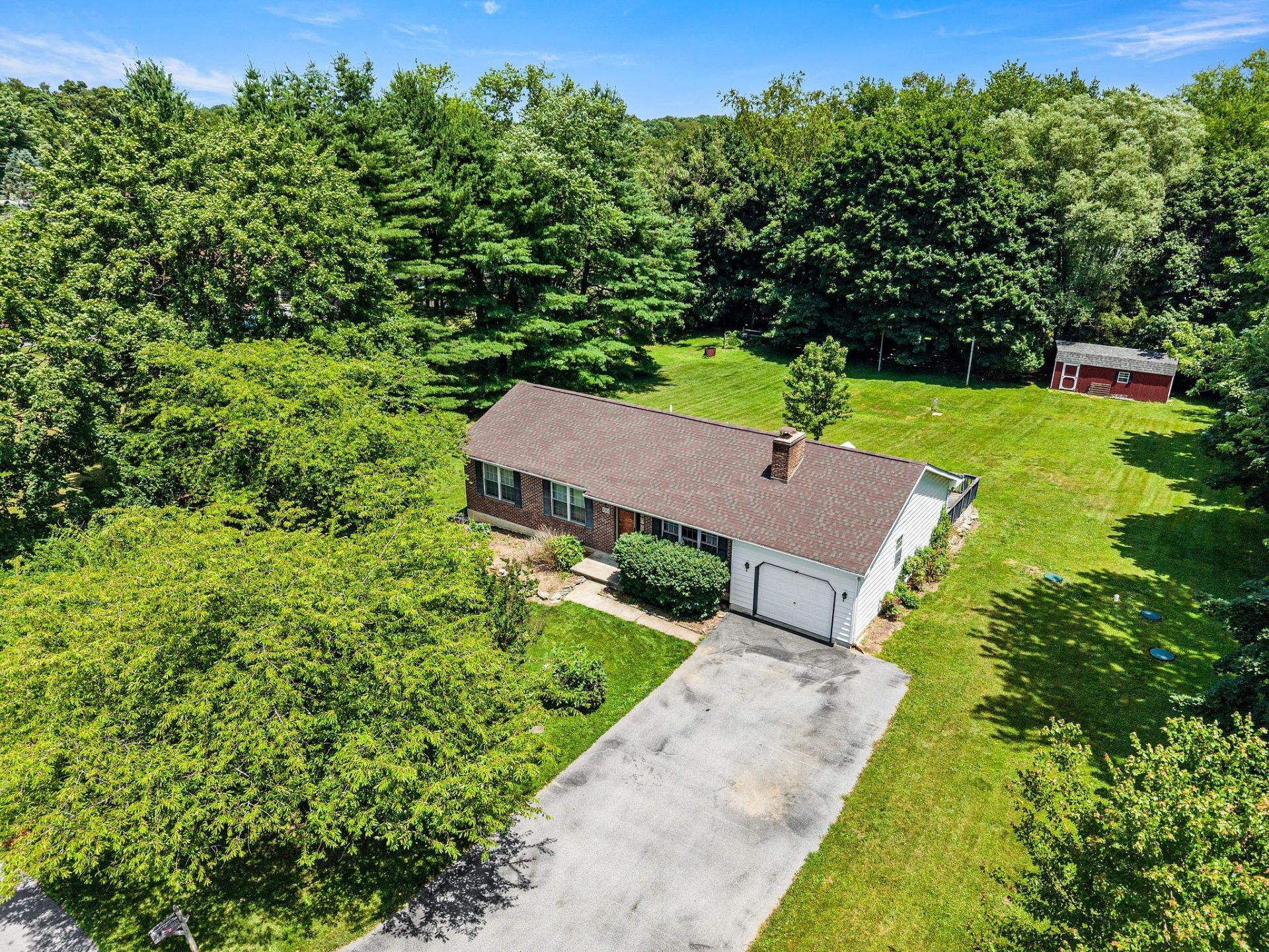 102 MONTGOMERY DRIVE, COATESVILLE, PA 19320