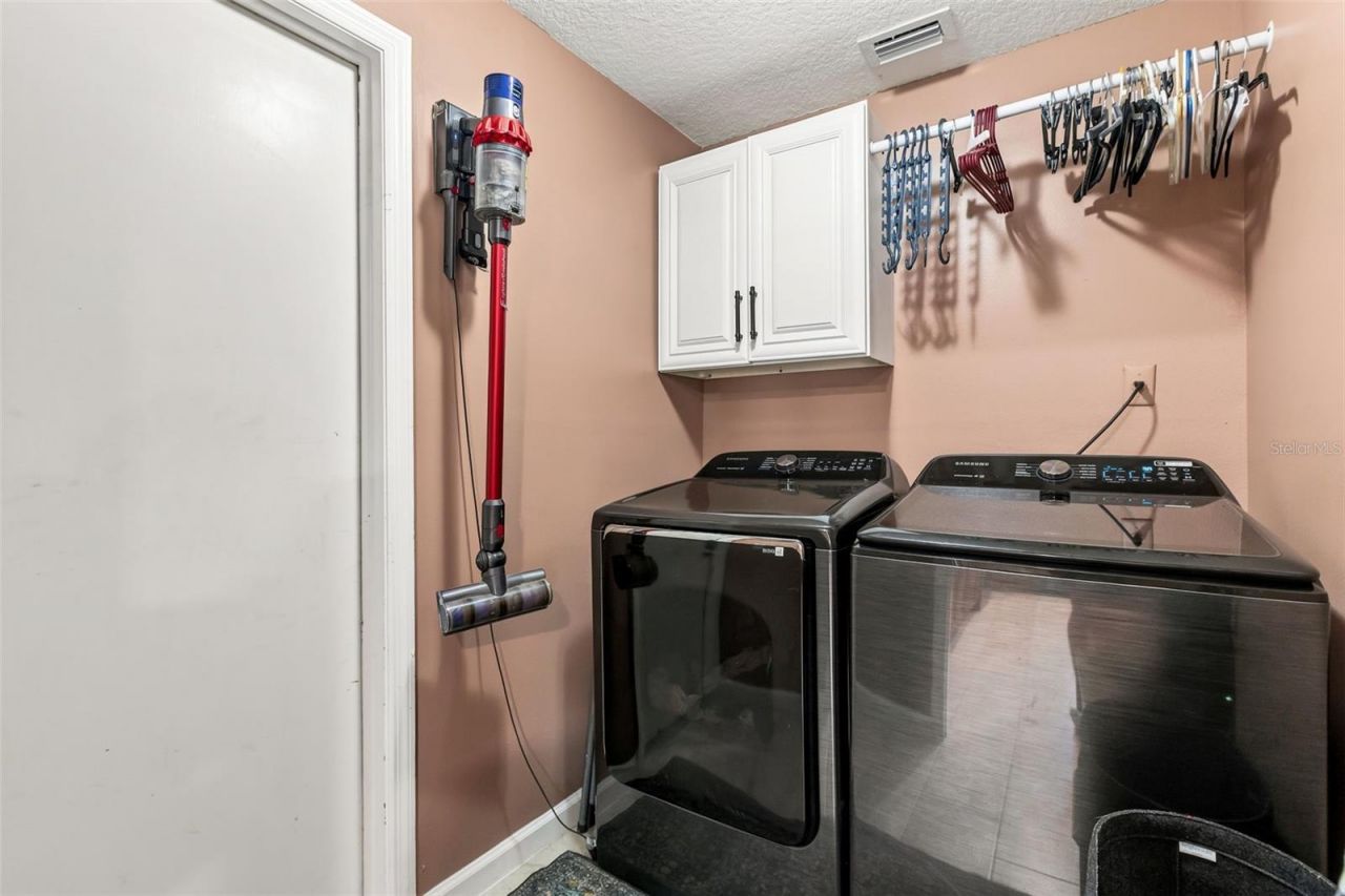 8736 Larwin Lane, Orlando, FL 32817 Photo
