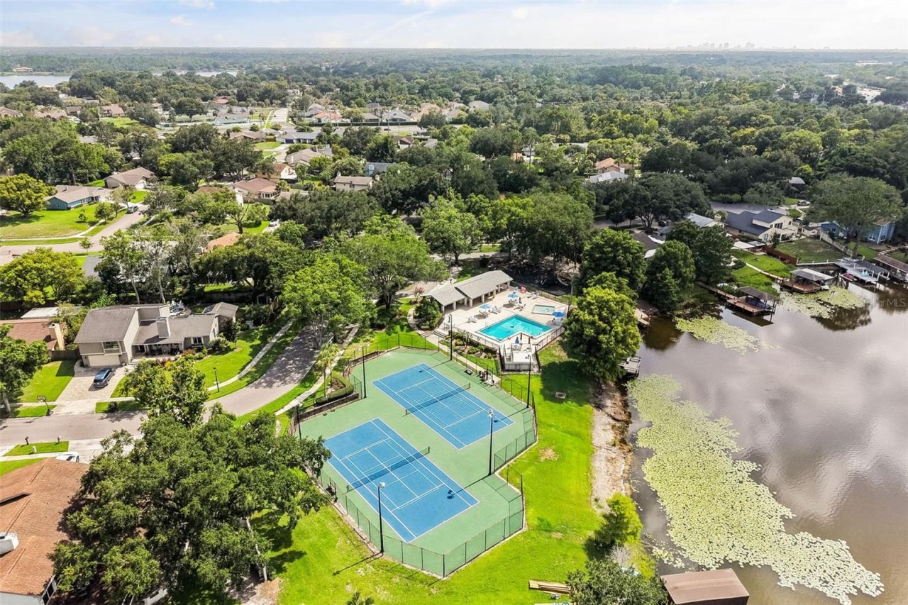 8736 Larwin Lane, Orlando, FL 32817 Photo
