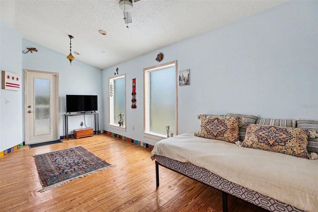 315 E Central Boulevard, Cape Canaveral, FL 32920 Photo