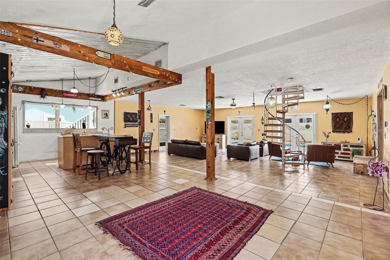 315 E Central Boulevard, Cape Canaveral, FL 32920 Photo