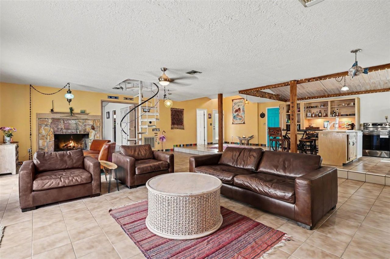 315 E Central Boulevard, Cape Canaveral, FL 32920 Photo