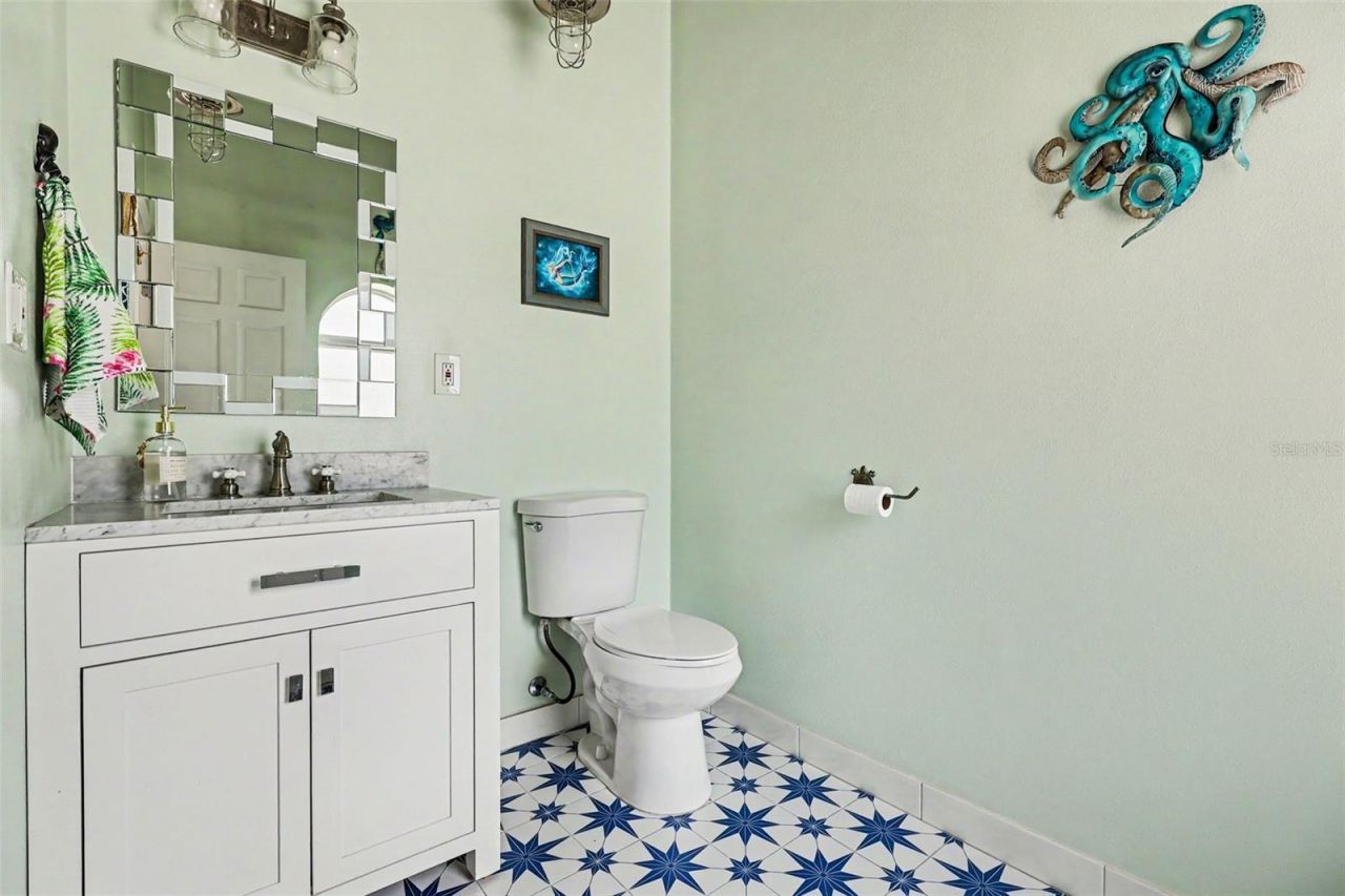 315 E Central Boulevard, Cape Canaveral, FL 32920 Photo