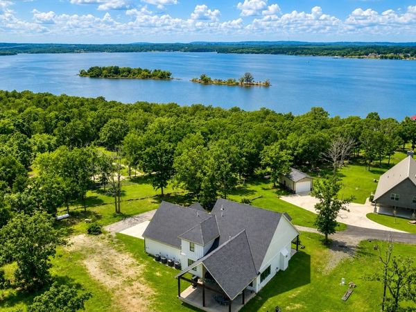 135 Dixie Cove, Eufaula, OK 74432