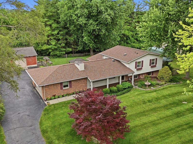 2756 Cottonwood Drive , Springfield, OH 45504 Photo 2