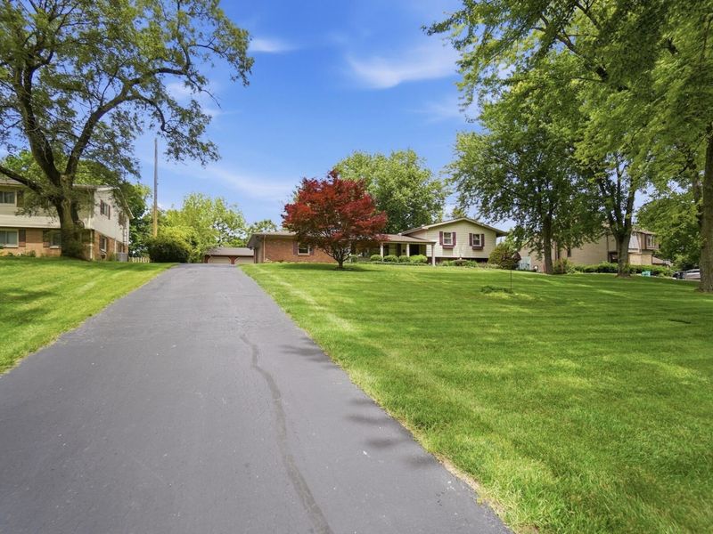 2756 Cottonwood Drive , Springfield, OH 45504 Photo 6