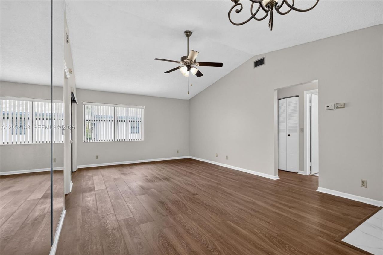 7626 Tahiti Ln , Unit 204, Lake Worth, FL 33467 Photo