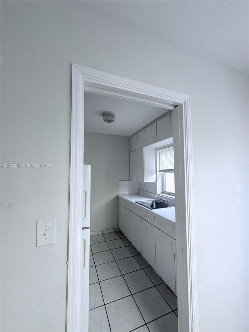 1002 SW 37th Ave, Unit 3, Coral Gables, FL 33127 Photo
