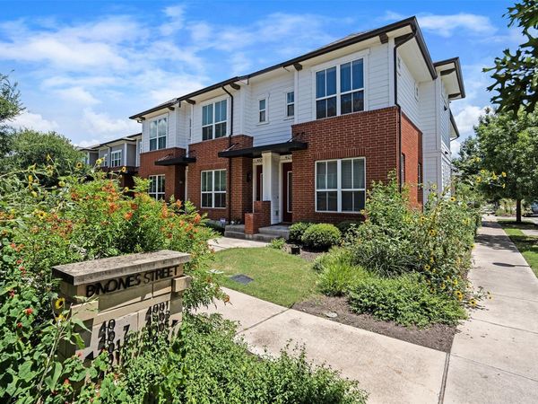 4001 Briones ST , Austin, TX 78723