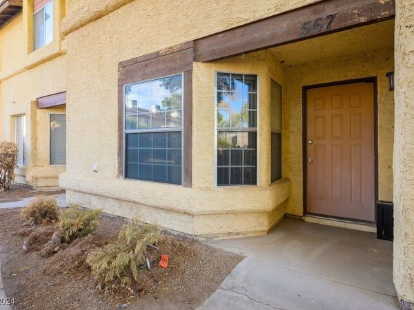567 Kristin Lane , Henderson, NV 89011