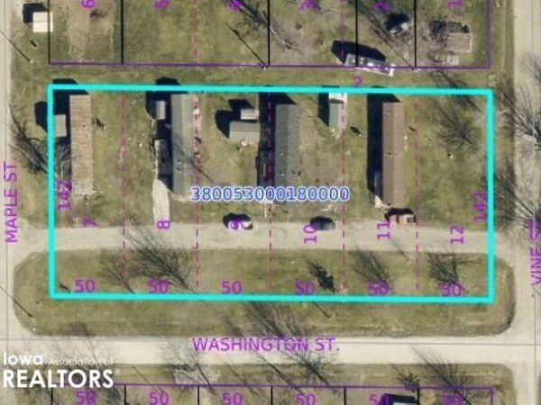208 W Washington Street, Moulton, IA 52572