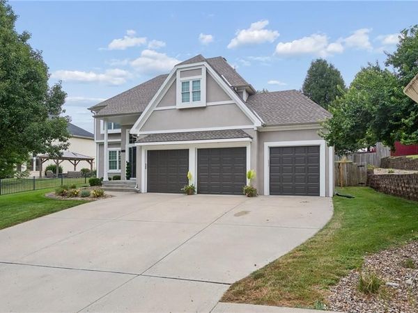 6923 N Colorado Avenue, Kansas City, MO 64119