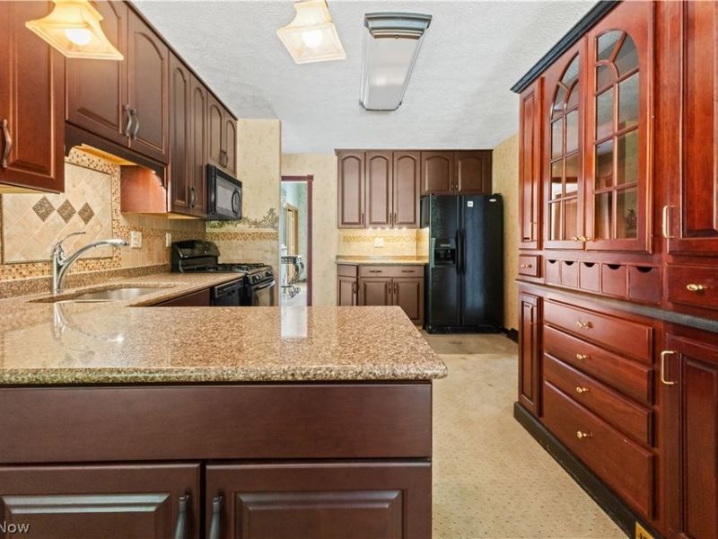 93 Harmony Drive, Wintersville, OH 43953 Photo 13