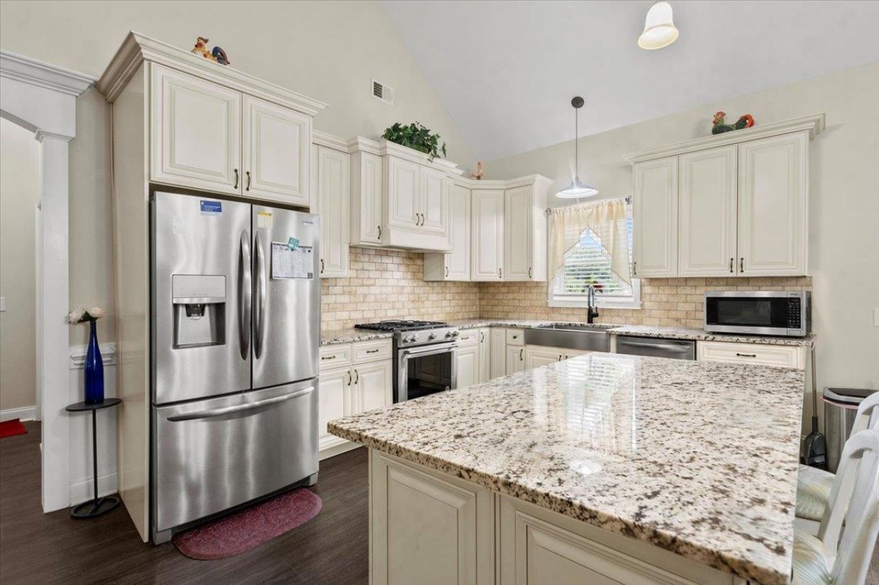 2215 Mclaurin Rd. Photo 4
