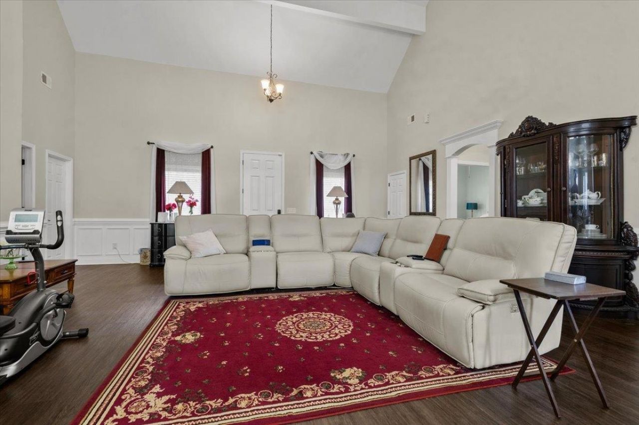 2215 Mclaurin Rd. Photo 8