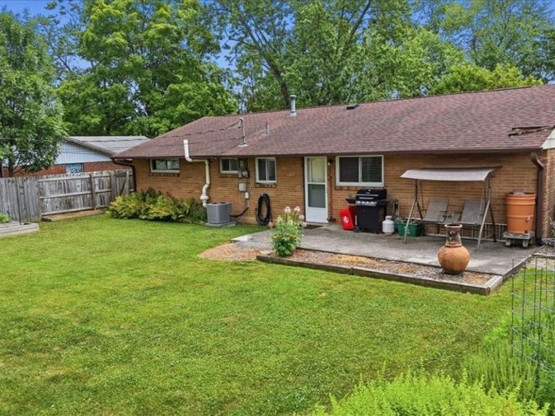 6830 Retton Road, Reynoldsburg, OH 43068 Photo 3