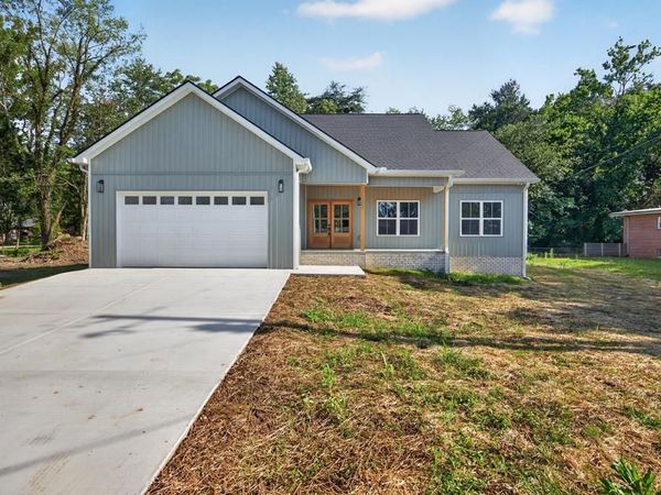 1135 Dowell St, Cookeville, TN 38501