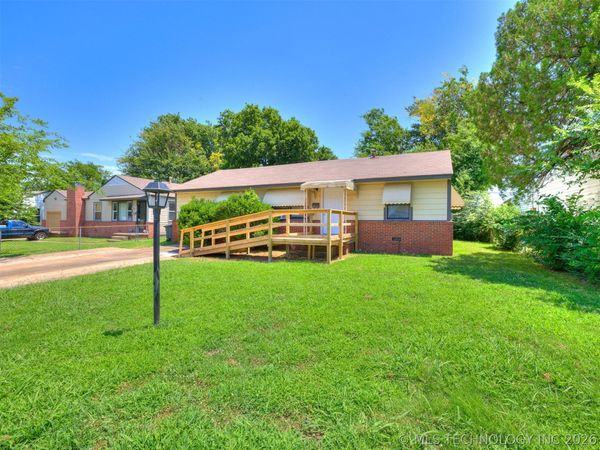 823 N Darlington Avenue , Tulsa, OK 74115