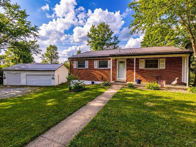 1118 Stuttgart Drive, Unit 2, Perry Twp, OH 45118 Photo 7