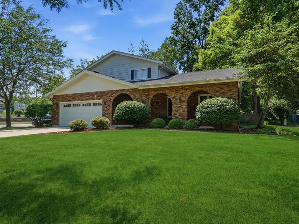 1482 37th Ave, Kenosha, WI 53144