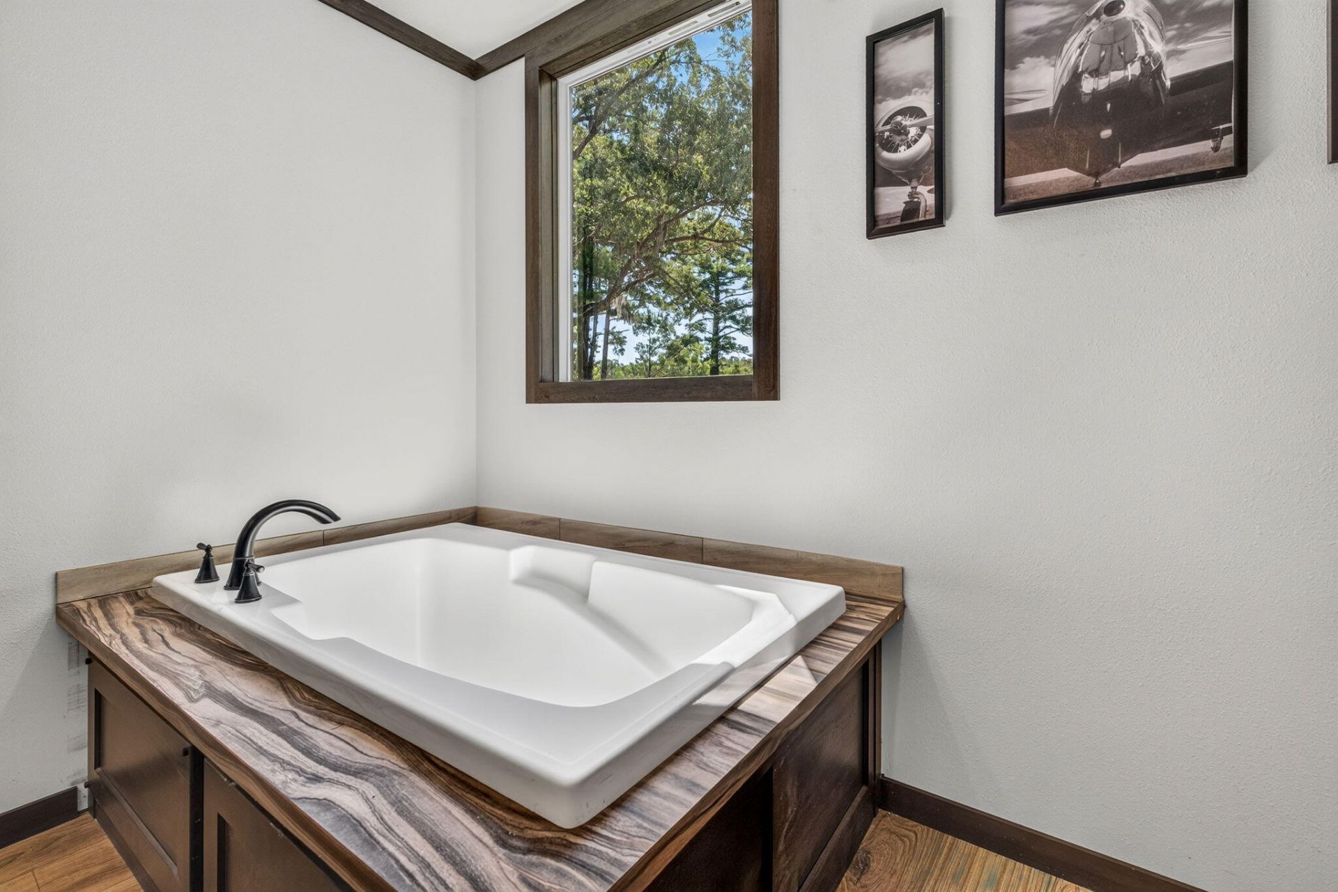 3242 Cape Road Photo 26