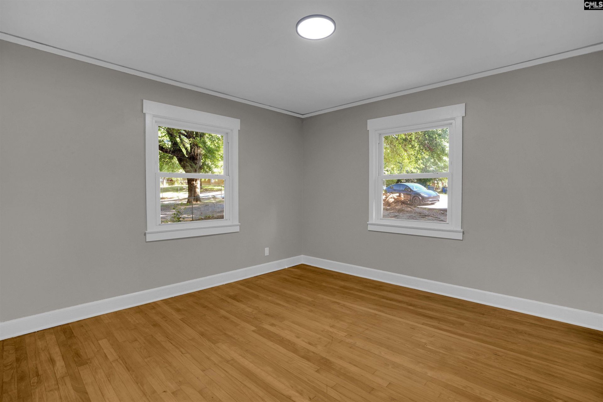 1437 Burley Court Photo 30