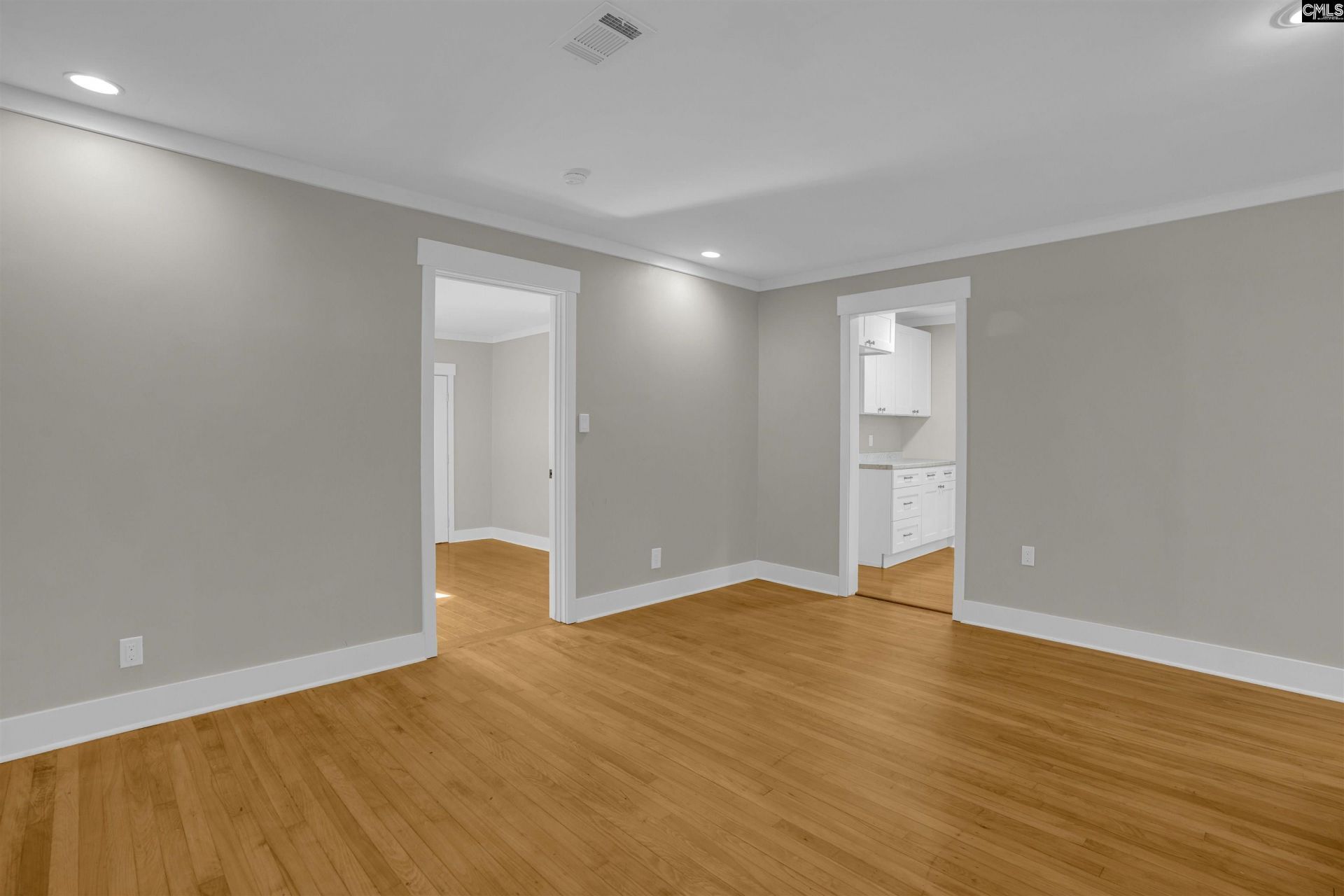 1437 Burley Court Photo 8