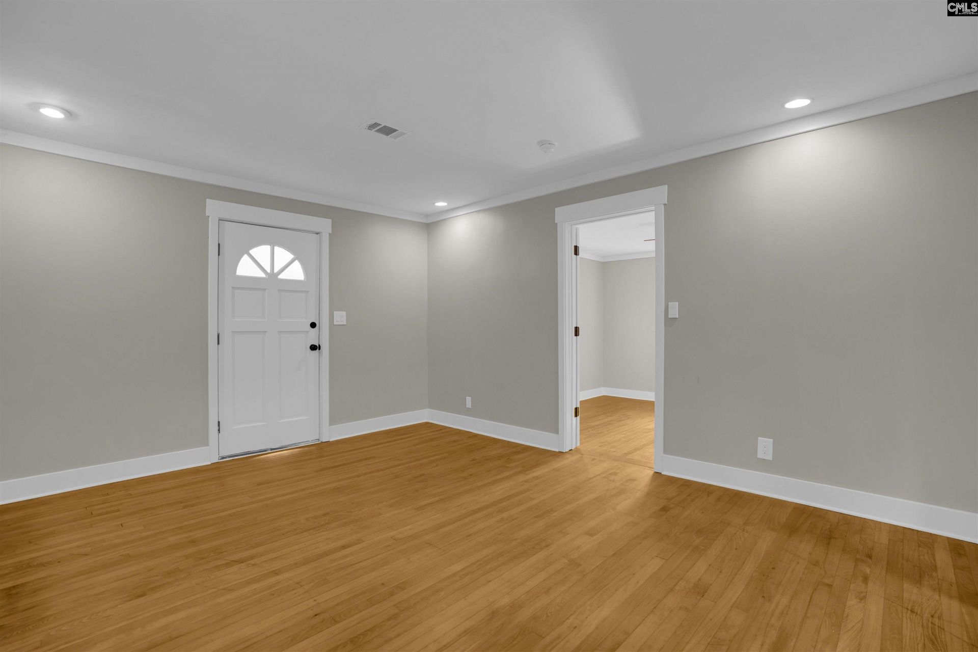 1437 Burley Court Photo 9