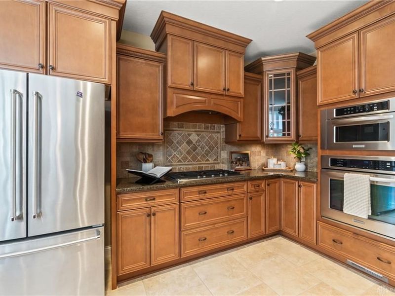 2314 Crestridge Drive, Butler Township, OH 45414 Photo 28