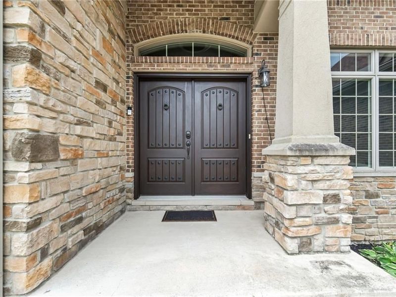 2314 Crestridge Drive, Butler Township, OH 45414 Photo 3