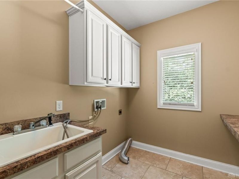 2314 Crestridge Drive, Butler Township, OH 45414 Photo 43